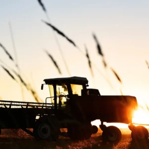 Prevención de Riesgos en la Operación de Maquinaria Agrícola.